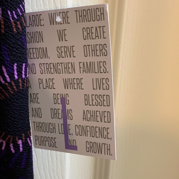 Purple LuLaRoe 26’ stretch skirt - Picture 5 of 5